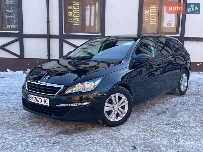 Универсал Peugeot 308 2015 в Сарнах
