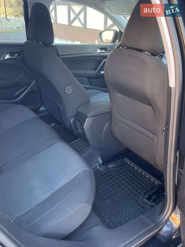 Универсал Peugeot 308 2015 в Сарнах