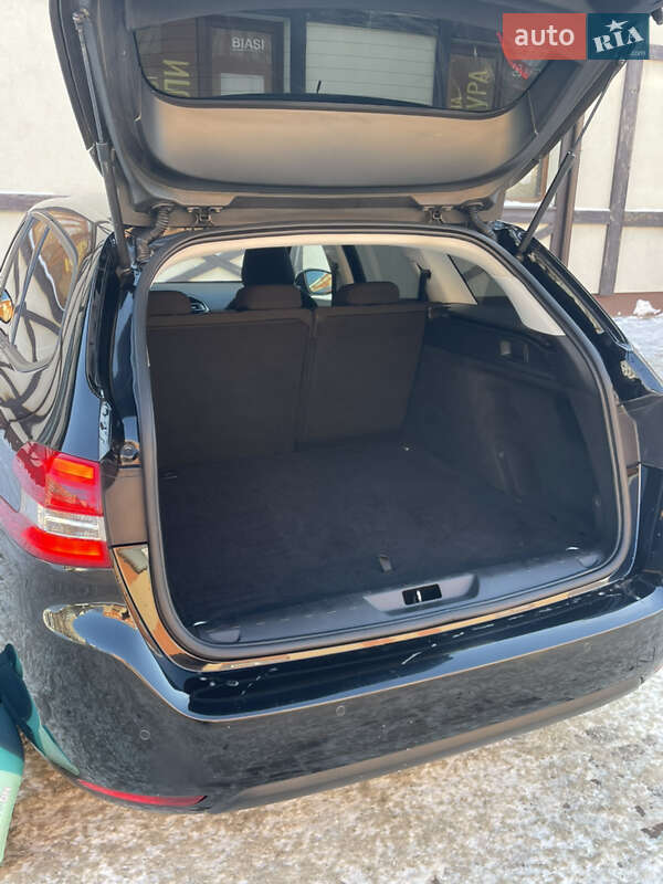 Универсал Peugeot 308 2015 в Сарнах