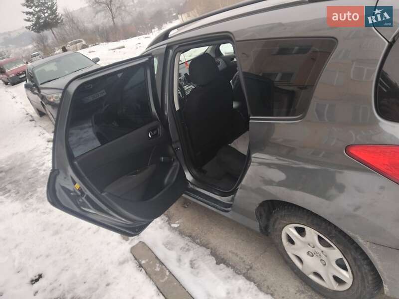 Универсал Peugeot 308 2008 в Старом Самборе