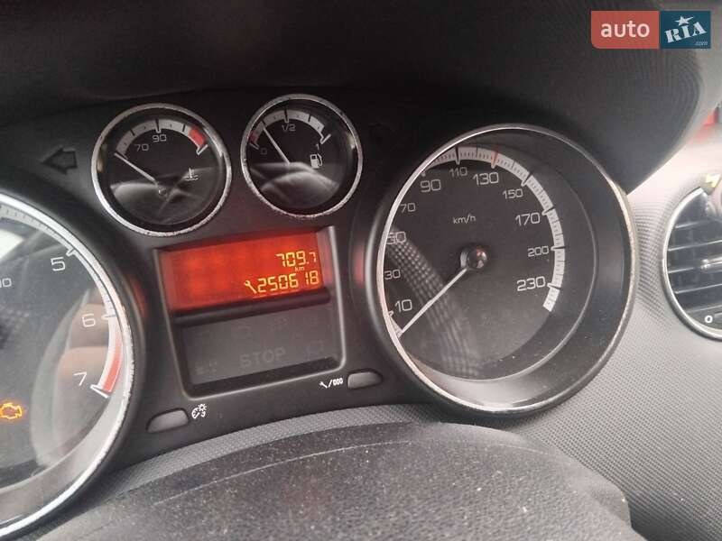 Универсал Peugeot 308 2008 в Старом Самборе