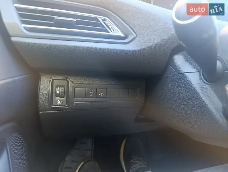 Peugeot 308 2020 VIN VF3LCYHZRLS093964 фото оголошення 14 з 50