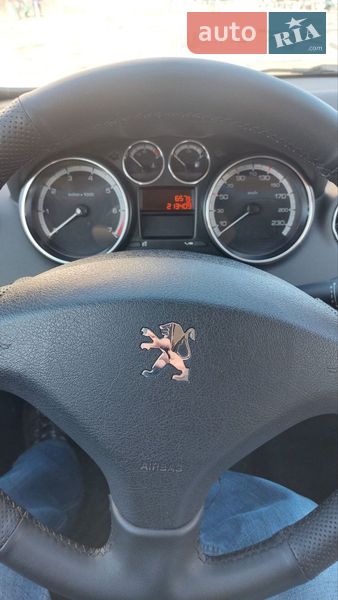 Хэтчбек Peugeot 308 2010 в Киеве