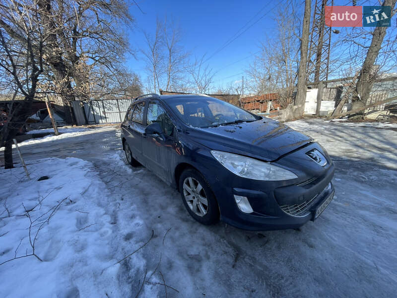 Универсал Peugeot 308 2010 в Киеве