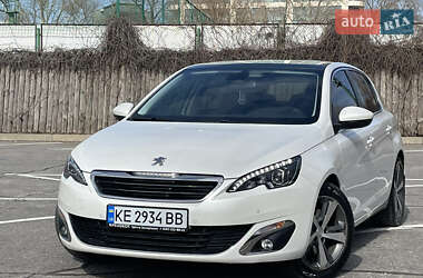 Хетчбек Peugeot 308 2016 в Дніпрі