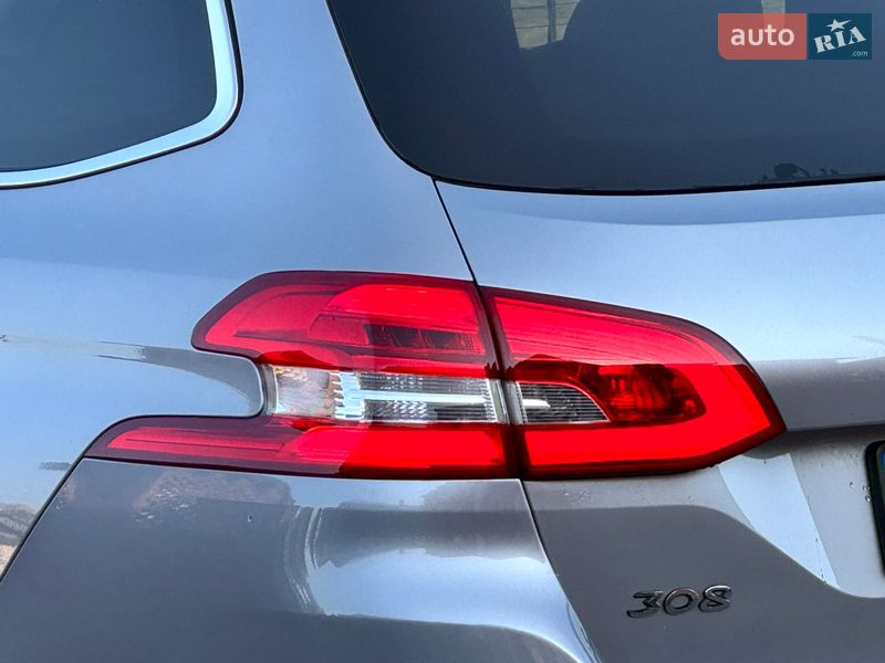 Универсал Peugeot 308 2020 в Самборе