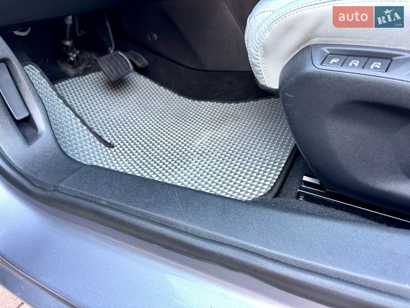 Универсал Peugeot 308 2020 в Самборе