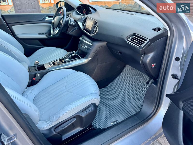 Универсал Peugeot 308 2020 в Самборе