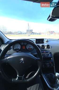 Хэтчбек Peugeot 308 2012 в Ровно