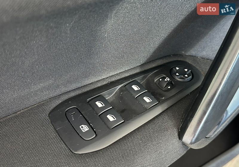 Универсал Peugeot 308 2019 в Львове