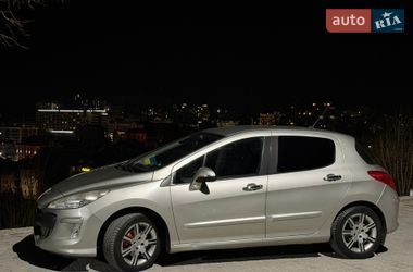 Хэтчбек Peugeot 308 2009 в Дрогобыче