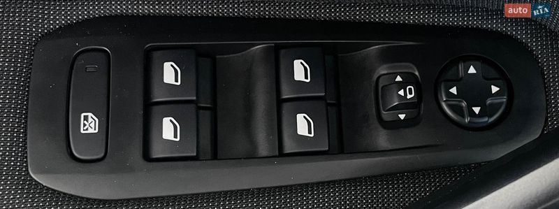 Универсал Peugeot 308 2021 в Львове