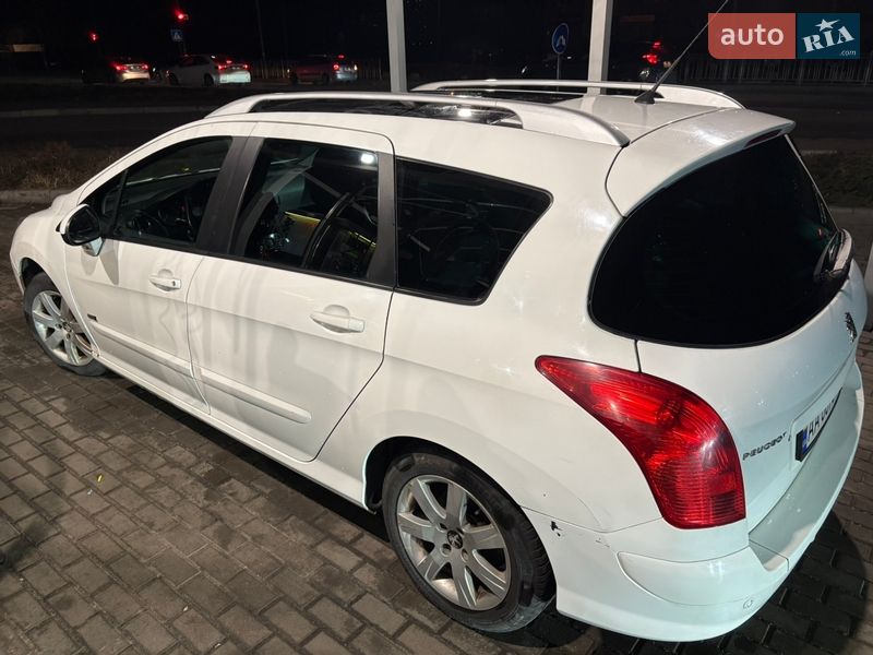 Универсал Peugeot 308 2013 в Киеве