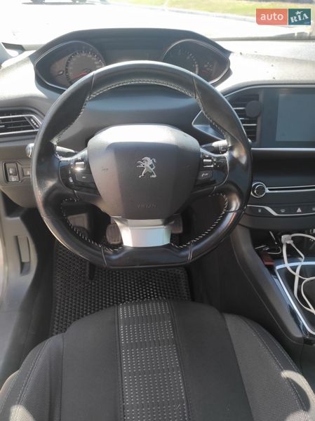 Универсал Peugeot 308 2015 в Харькове