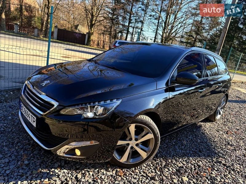 Универсал Peugeot 308 2015 в Трускавце