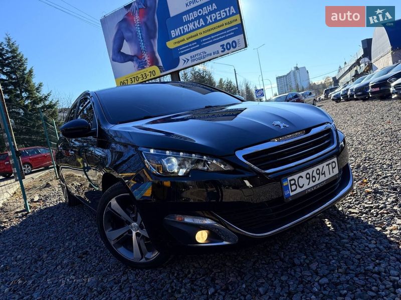 Универсал Peugeot 308 2015 в Трускавце