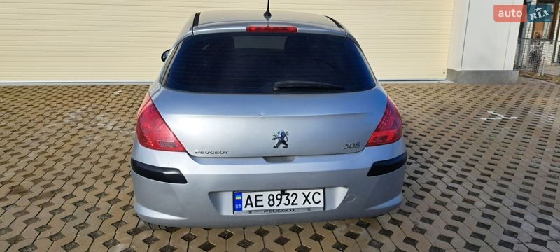 Хэтчбек Peugeot 308 2009 в Днепре