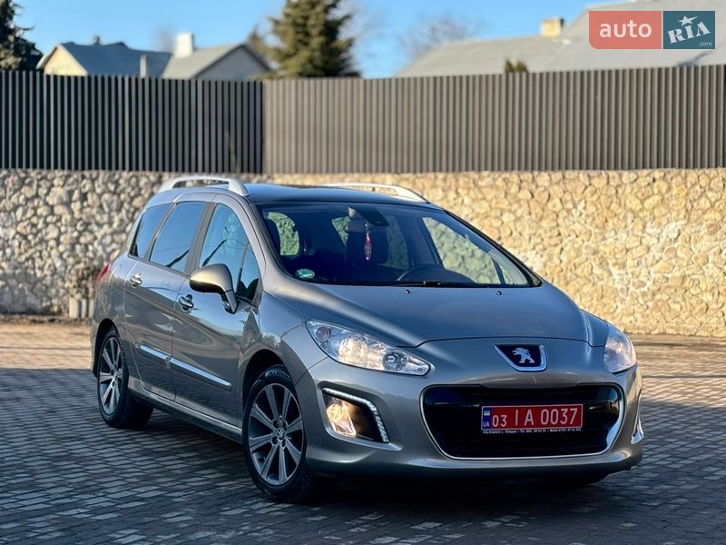 Универсал Peugeot 308 2011 в Тернополе