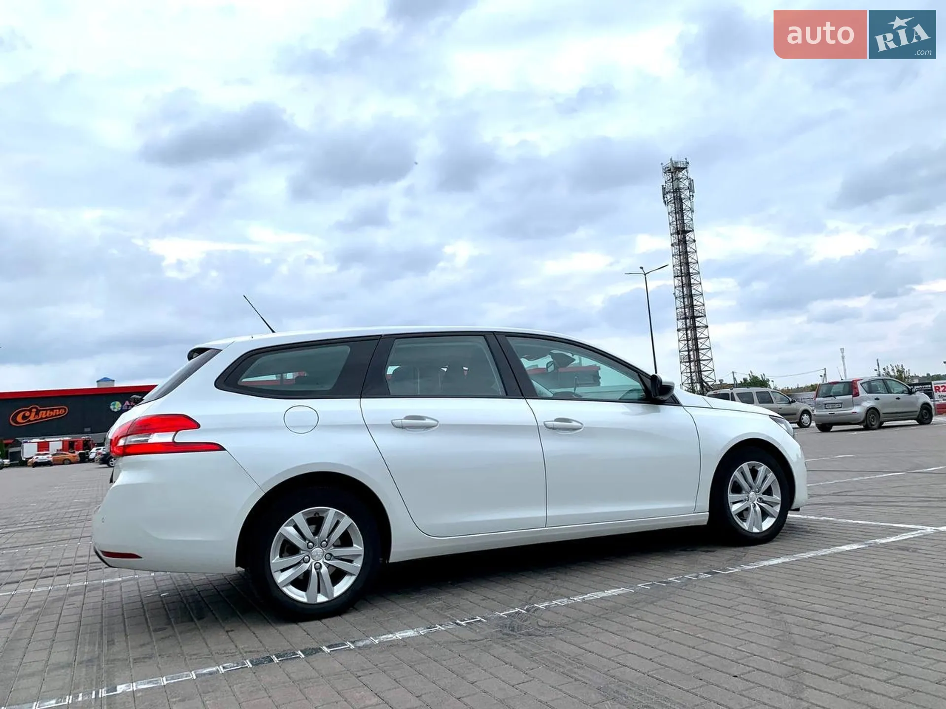 2015 Peugeot 308 - мініатюра 8