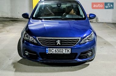 Универсал Peugeot 308 2018 в Львове
