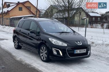 Универсал Peugeot 308 2011 в Новояворовске