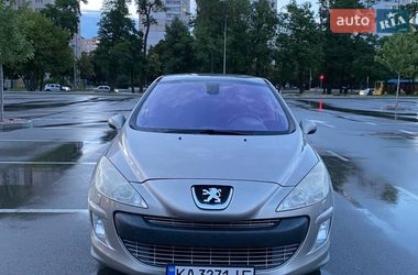 Хетчбек Peugeot 308 2011 в Києві