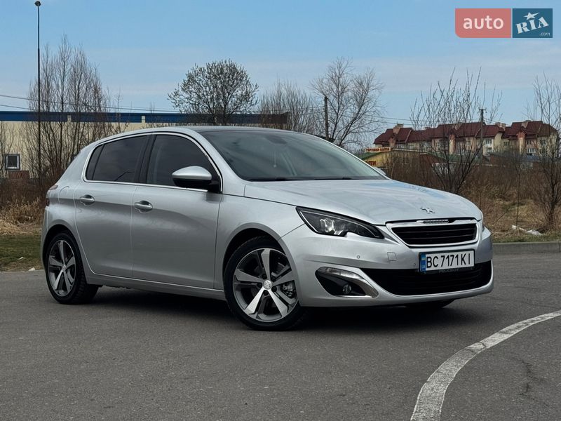 Хетчбек Peugeot 308 2014 в Дрогобичі