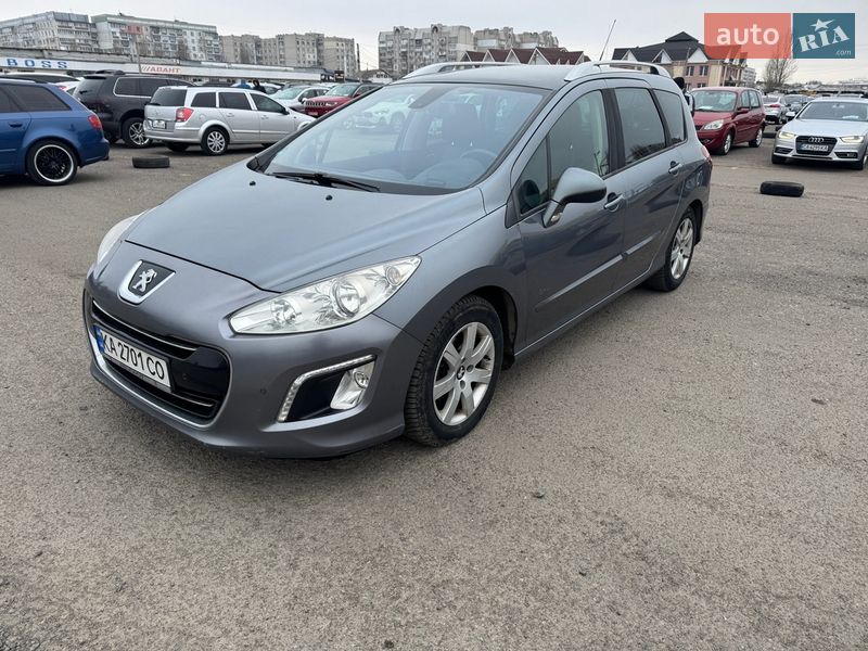 Peugeot 308 2011