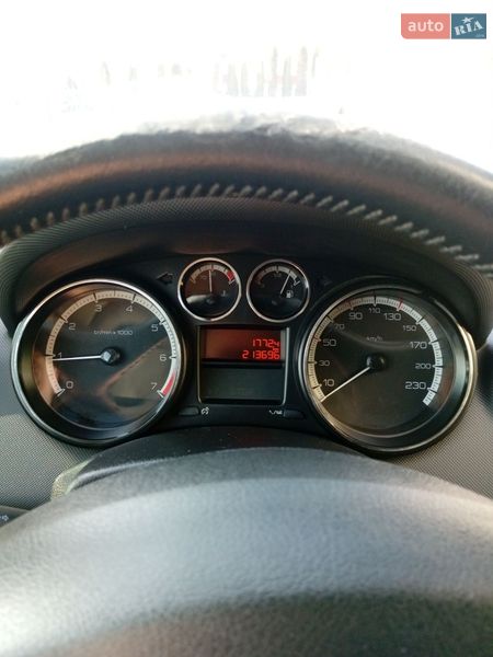 Универсал Peugeot 308 2010 в Хмельницком