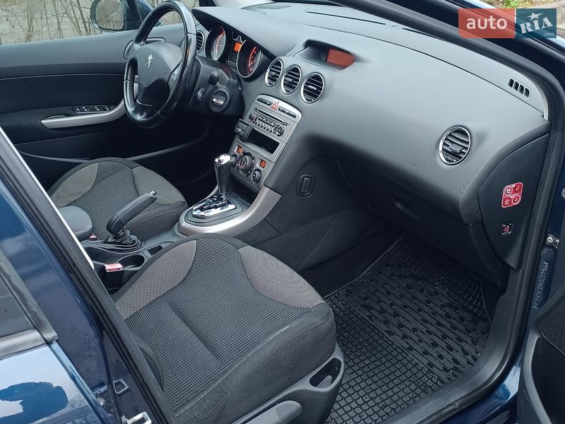 Хэтчбек Peugeot 308 2010 в Черновцах фото 7 Хэтчбек Peugeot 308 2010 в Черновцах