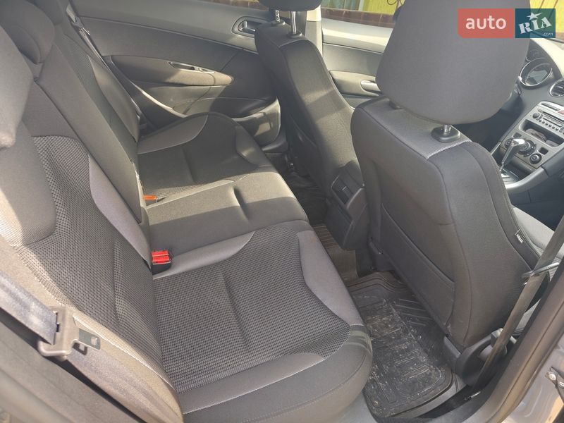 Хэтчбек Peugeot 308 2011 в Харькове