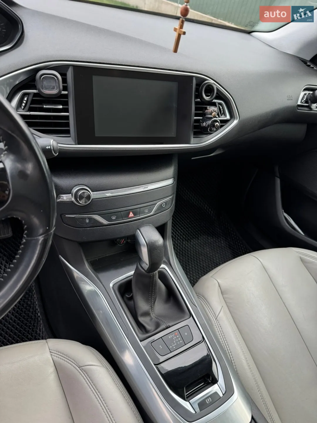 2014 Peugeot 308 - мініатюра 13