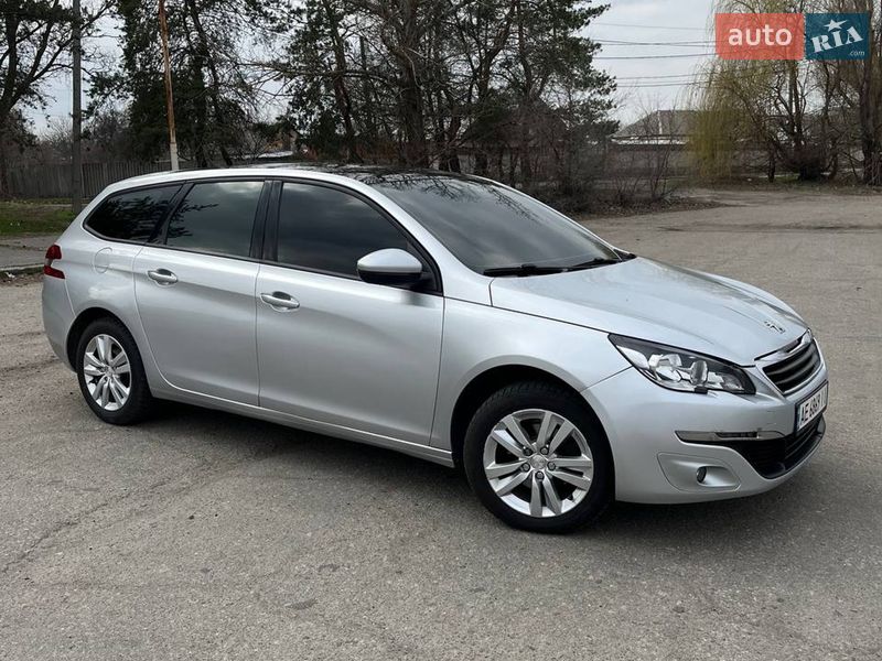 Peugeot 308 2016