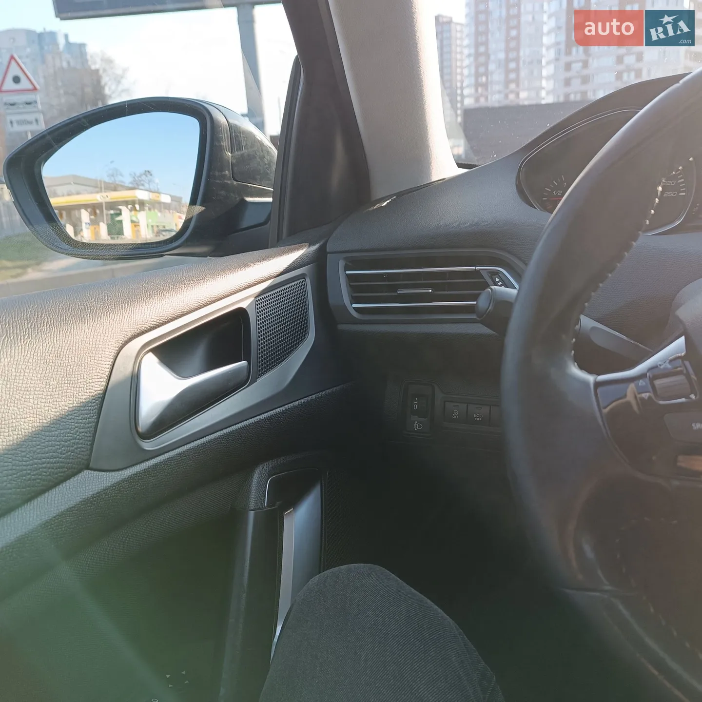 2016 Peugeot 308 - мініатюра 32