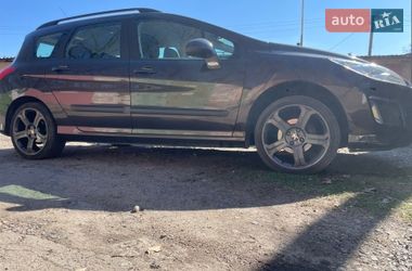 Универсал Peugeot 308 2012 в Умани