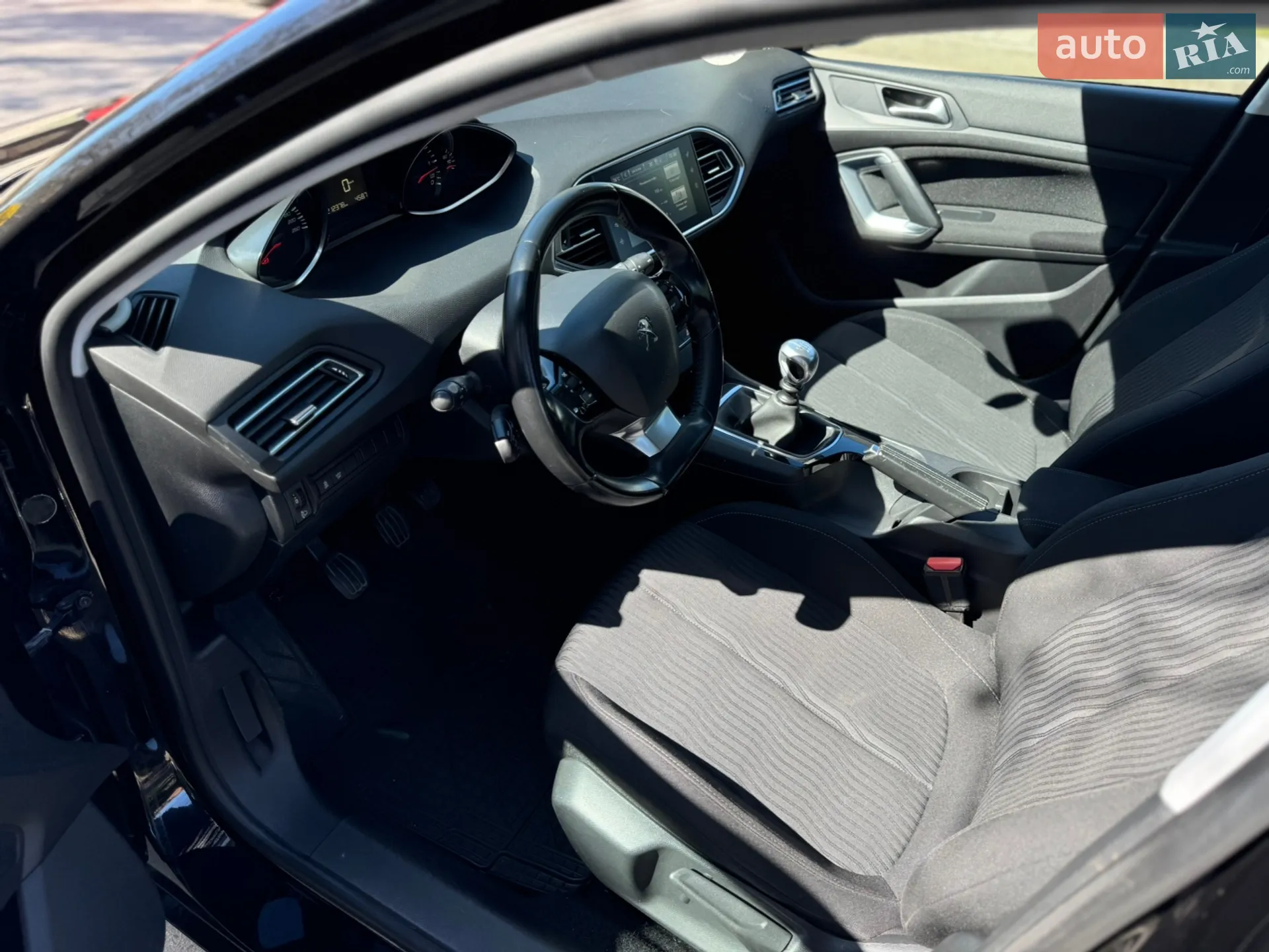 2015 Peugeot 308 - мініатюра 9