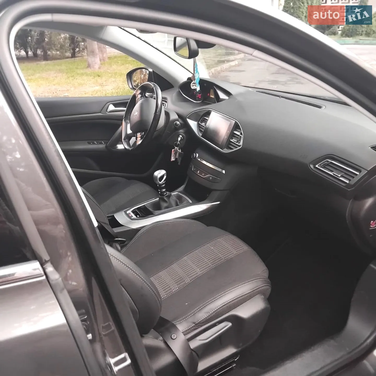 2017 Peugeot 308 - мініатюра 15