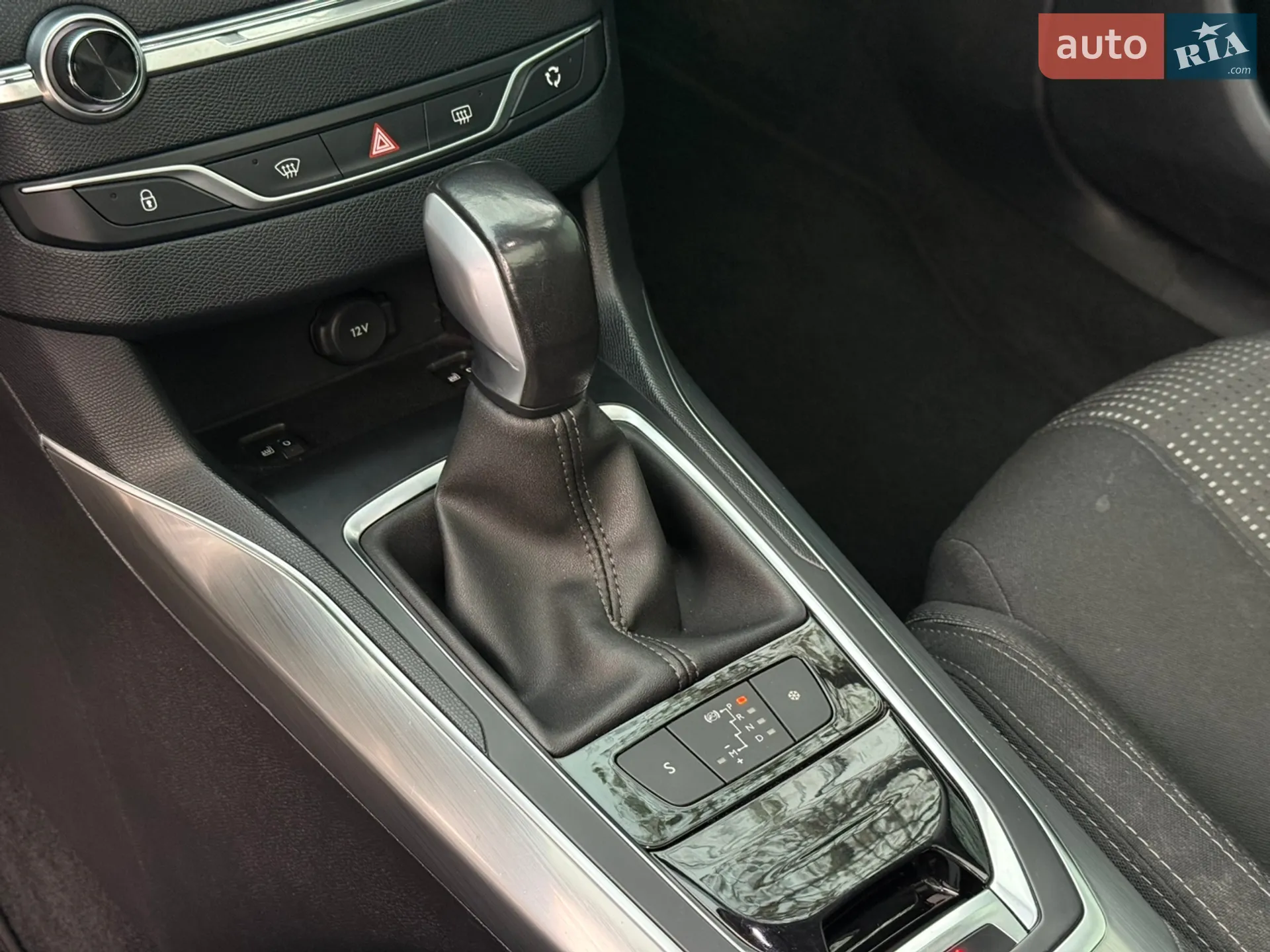 2015 Peugeot 308 - мініатюра 34