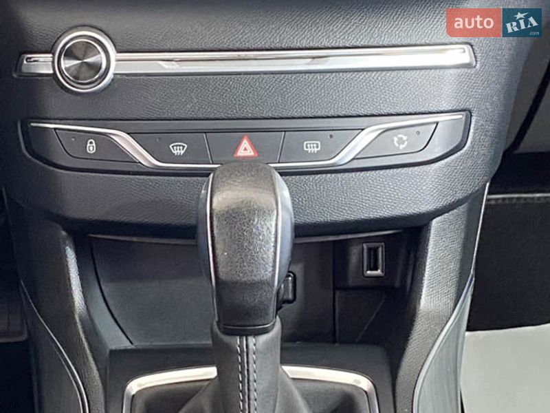 Универсал Peugeot 308 2019 в Львове