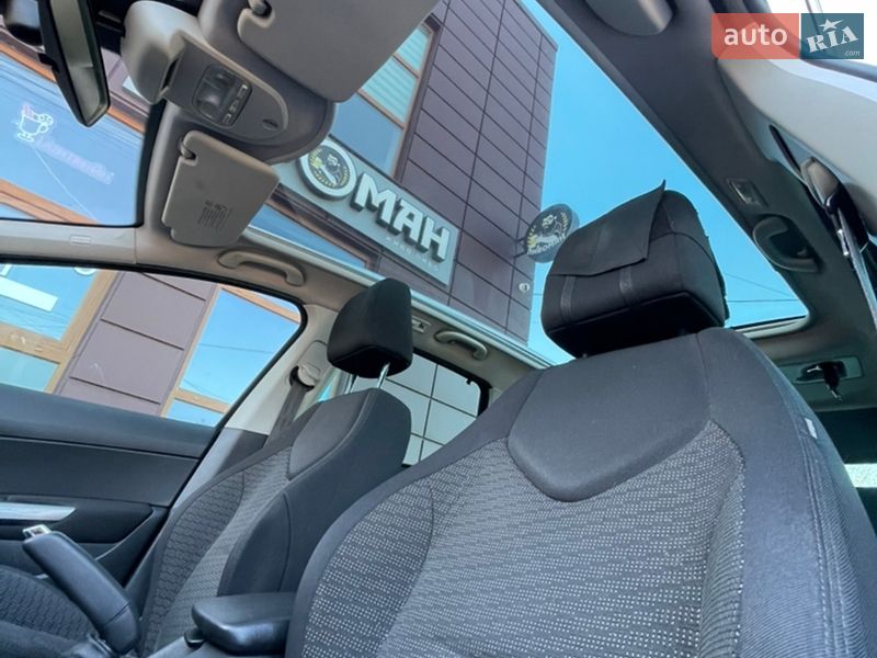 Універсал Peugeot 308 2010 в Хмельницькому