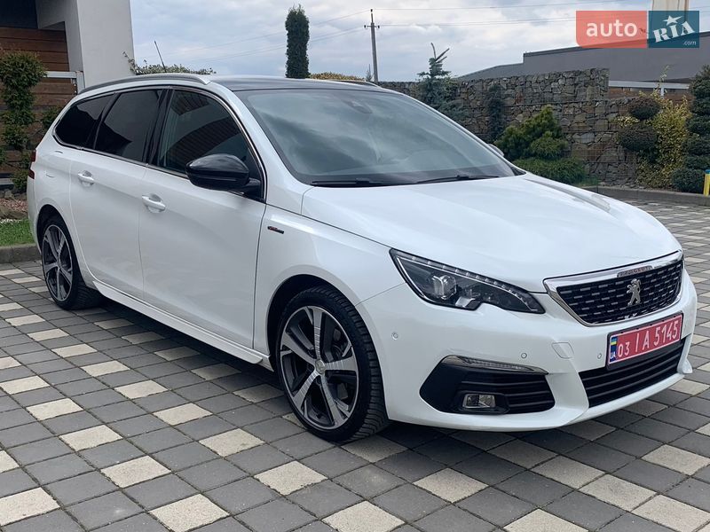 Универсал Peugeot 308 2017 в Стрые