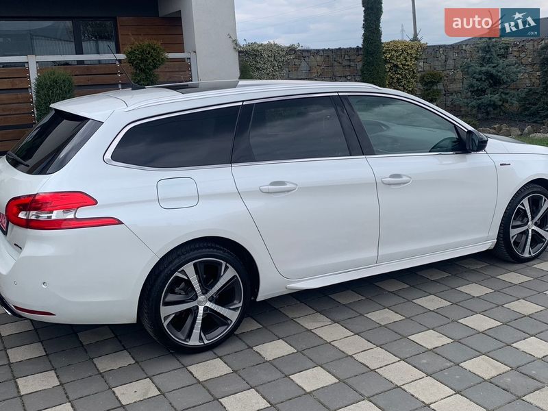 Универсал Peugeot 308 2017 в Стрые