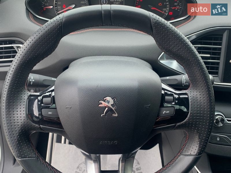 Универсал Peugeot 308 2017 в Стрые