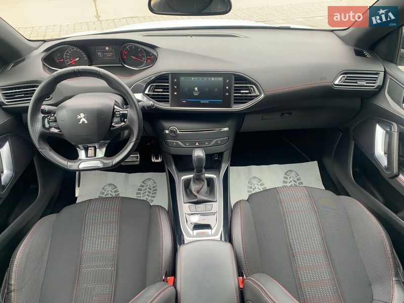 Универсал Peugeot 308 2017 в Стрые