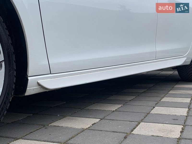 Универсал Peugeot 308 2017 в Стрые