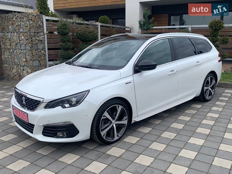 Универсал Peugeot 308 2017 в Стрые