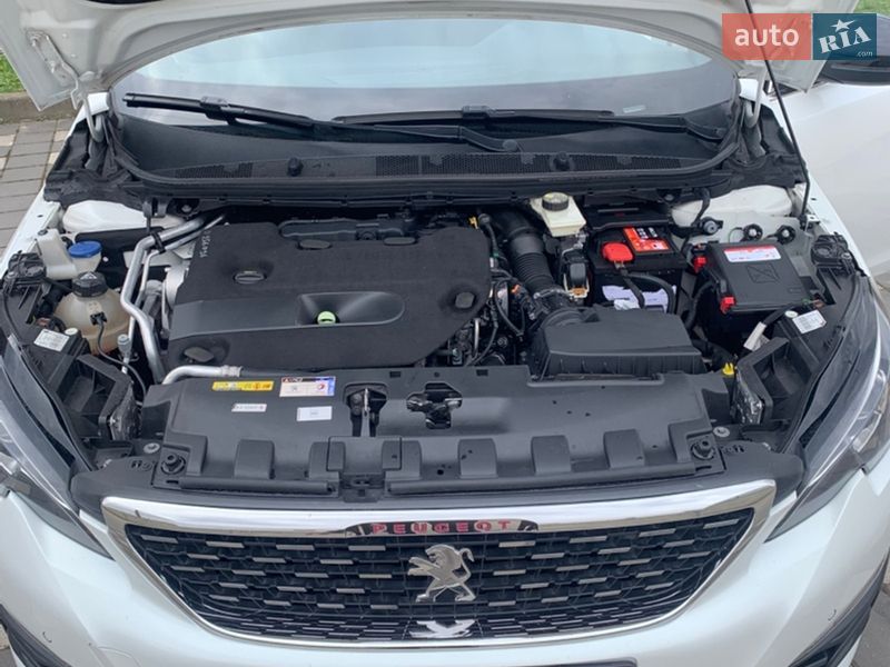 Универсал Peugeot 308 2017 в Стрые