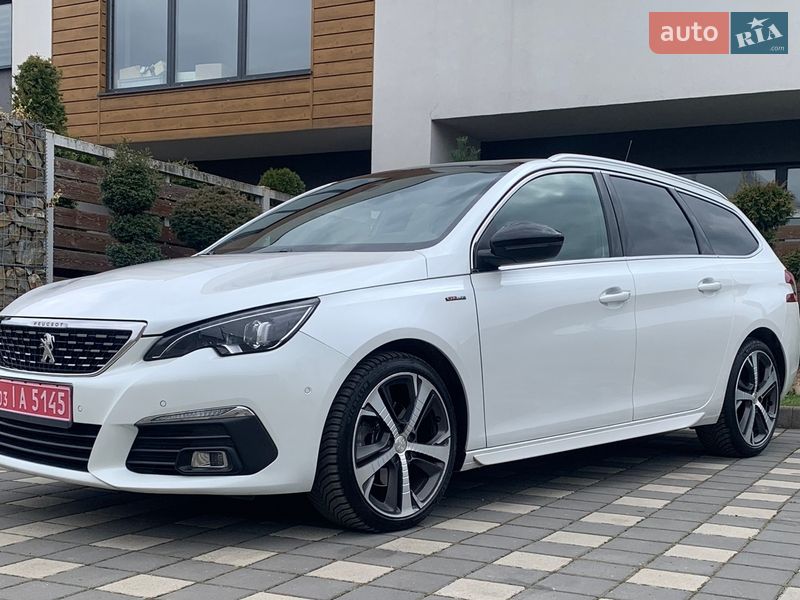 Универсал Peugeot 308 2017 в Стрые