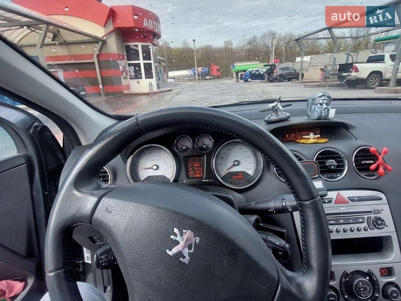 Хэтчбек Peugeot 308 2009 в Тернополе