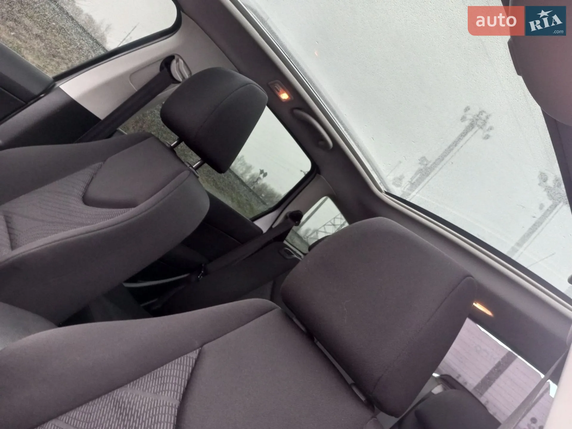 2012 Peugeot 308 - мініатюра 12